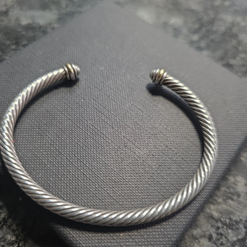Authentic David Yurman Cable Bracelet Size M 4" - Picture 6 of 6